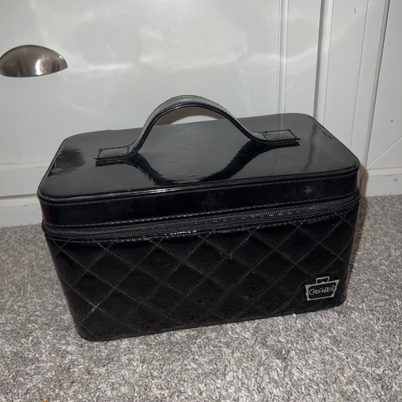 Handbags - Gently used makeup case